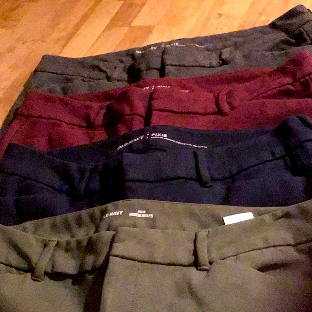 (SOLD)Old Navy pixie pants